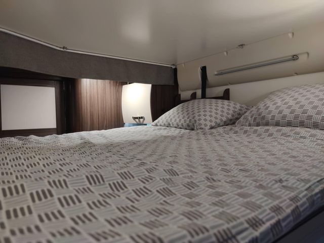 7EE7F664-4AF1-4C38-9F0A-A255572C291F