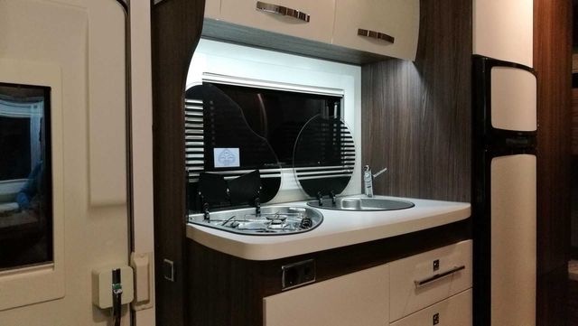 FC42F317-BBA2-4F4F-9D9A-54B8287245C3